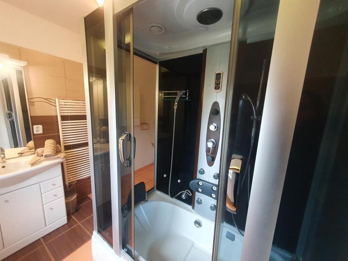 Apartmány Lipno-1 Lipno nad Vltavou Esterno foto