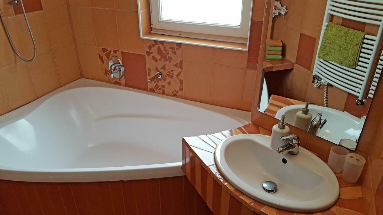 Apartmány Lipno-1 Lipno nad Vltavou Esterno foto
